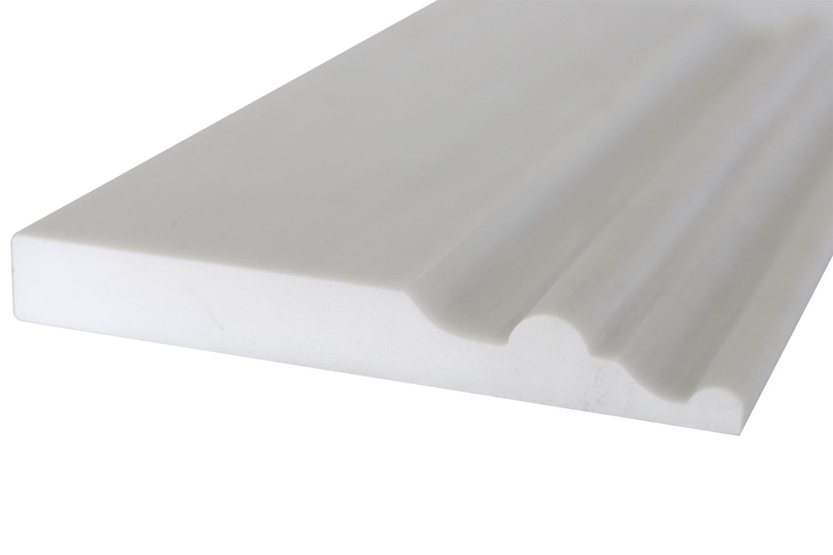 Glacier White Honed Base 8&#39;&#39; x 16&#39;&#39;  Molding