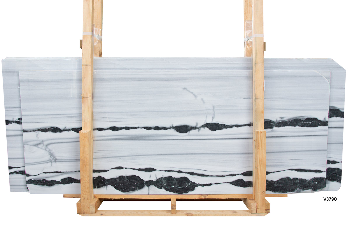 Panda White Polished  x 2CM Slab # V3790